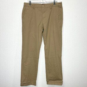 UNTUCKit Classic Chino khaki pants